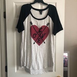 Torrid size 2x Shirt